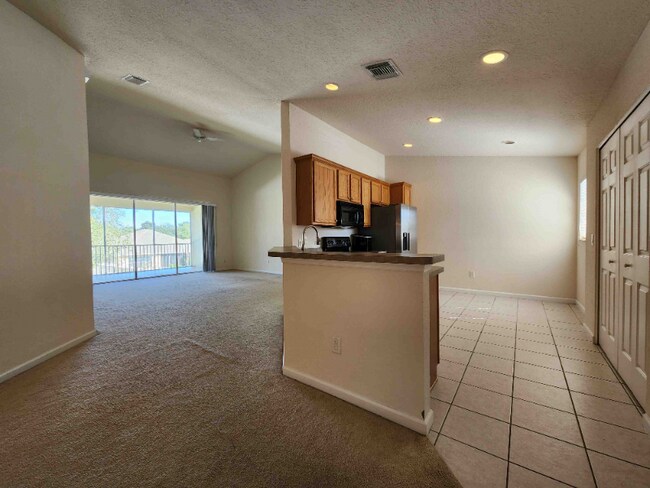 Building Photo - 4560 SW 52nd Cir