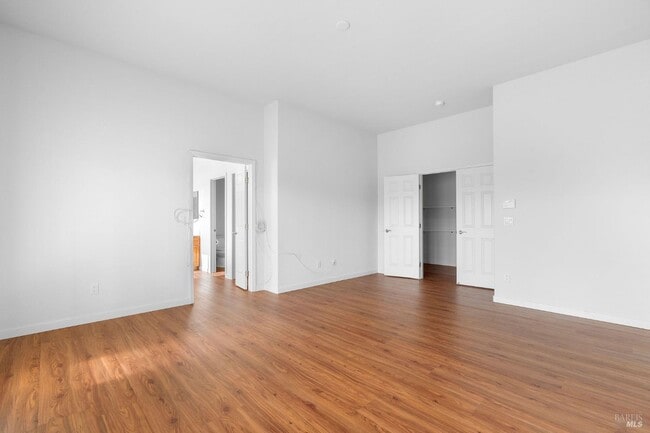 Building Photo - 139 Cedar Ridge Dr