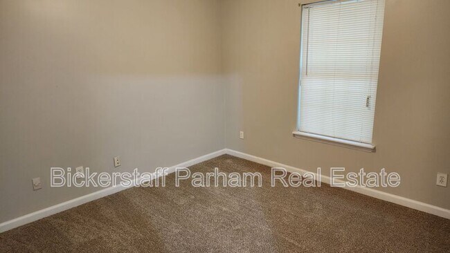 Building Photo - 5247 Crystal Ct