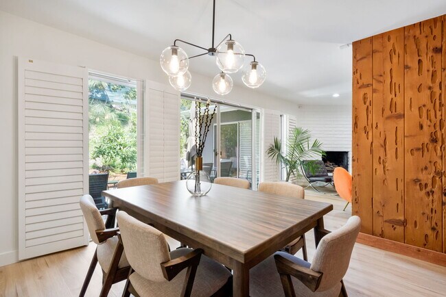 Dining Room - 11411 Dona Pegita Dr