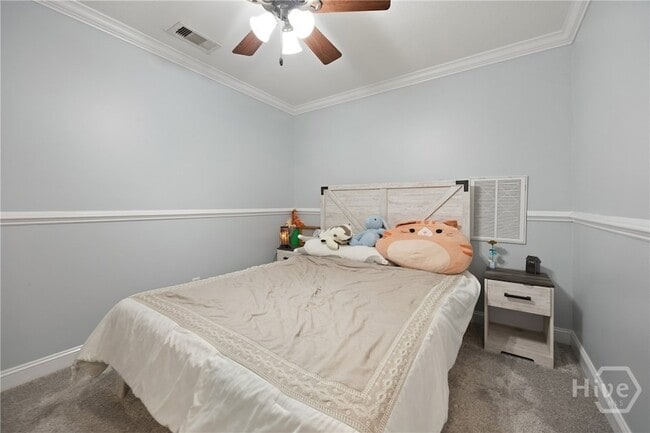 Building Photo - 440 Rivercrest Dr