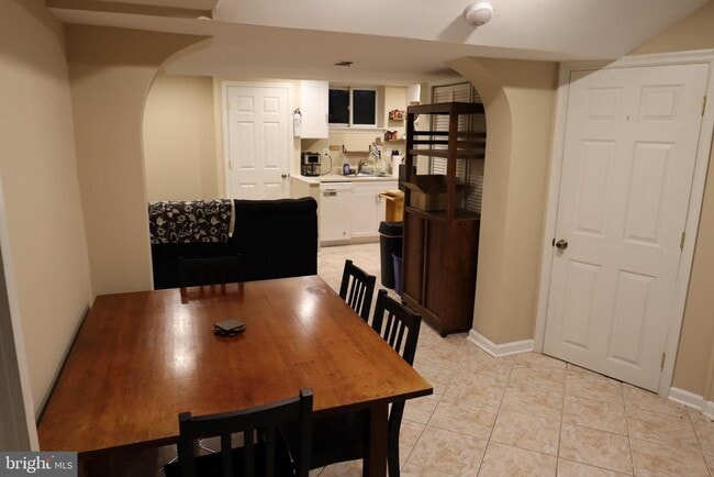 Building Photo - 11202 TROY Rd