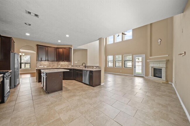 Building Photo - 6503 Loralie Ln