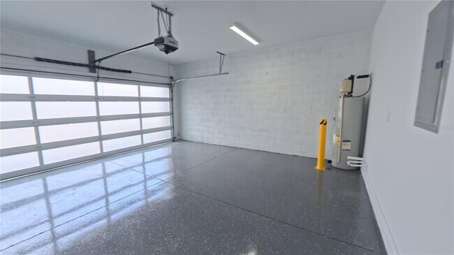 Building Photo - 1835 Brentwood Ct