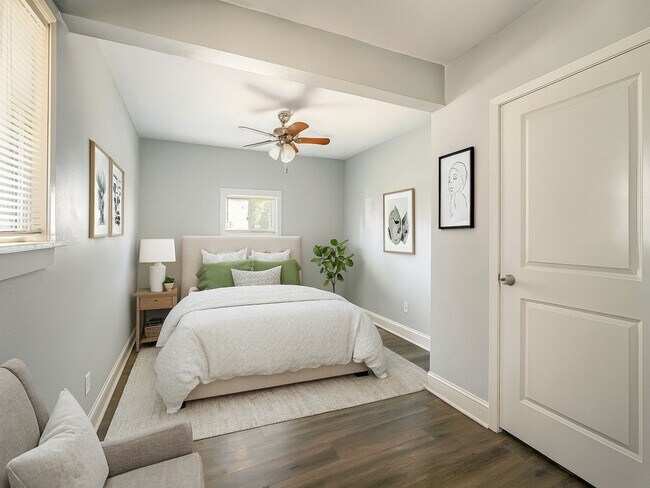 Building Photo - Charming 4BR/2BA Home in Dallas