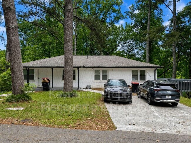 Building Photo - 1138 Gerald Pl SW