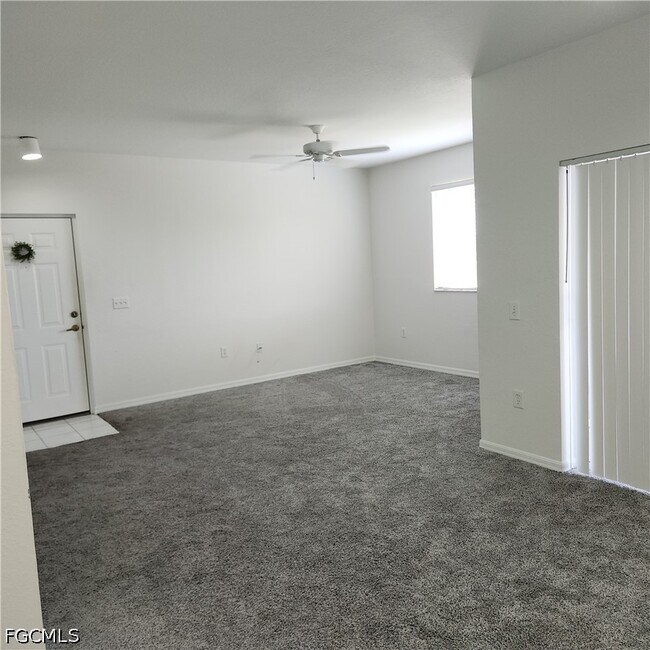 Building Photo - 6321 Aragon Way
