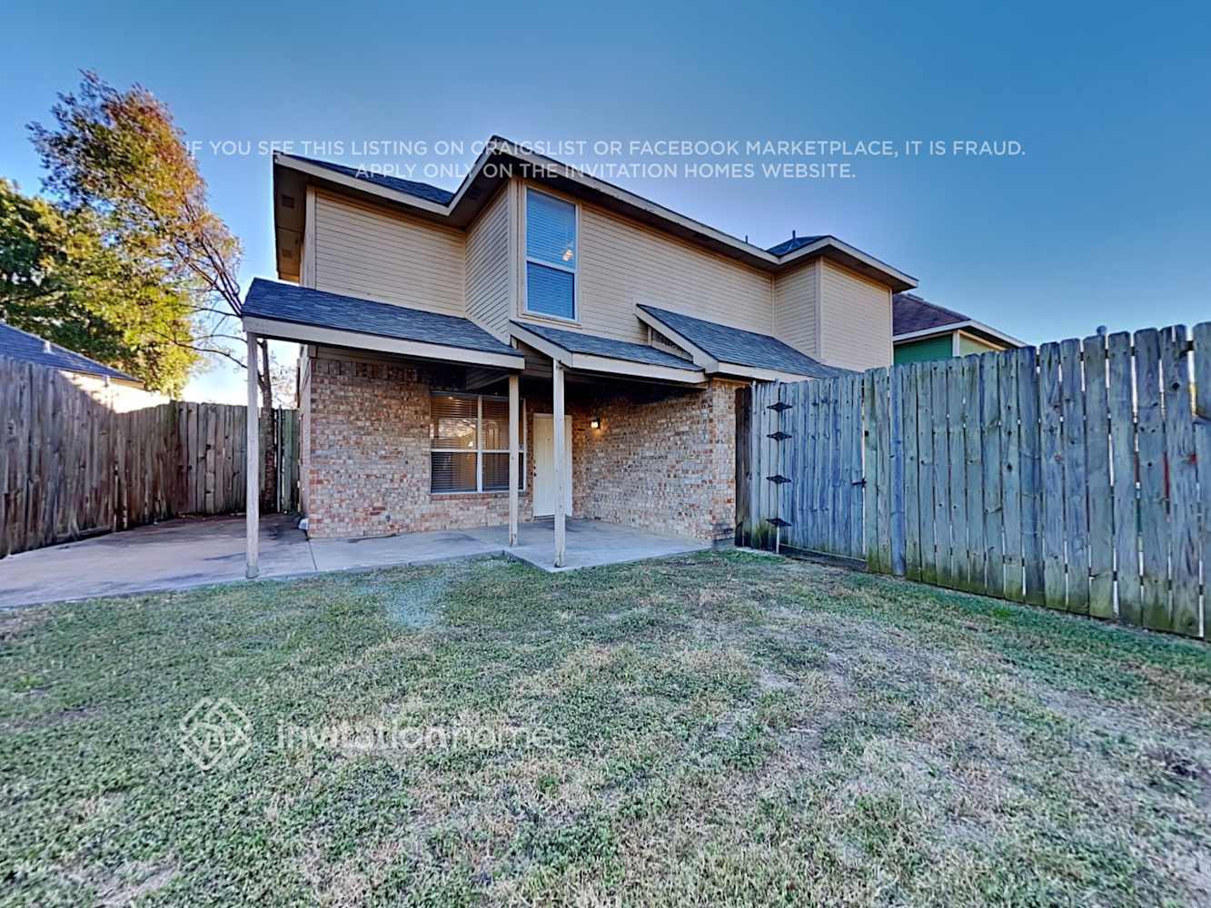 Building Photo - 304 Stringer Dr