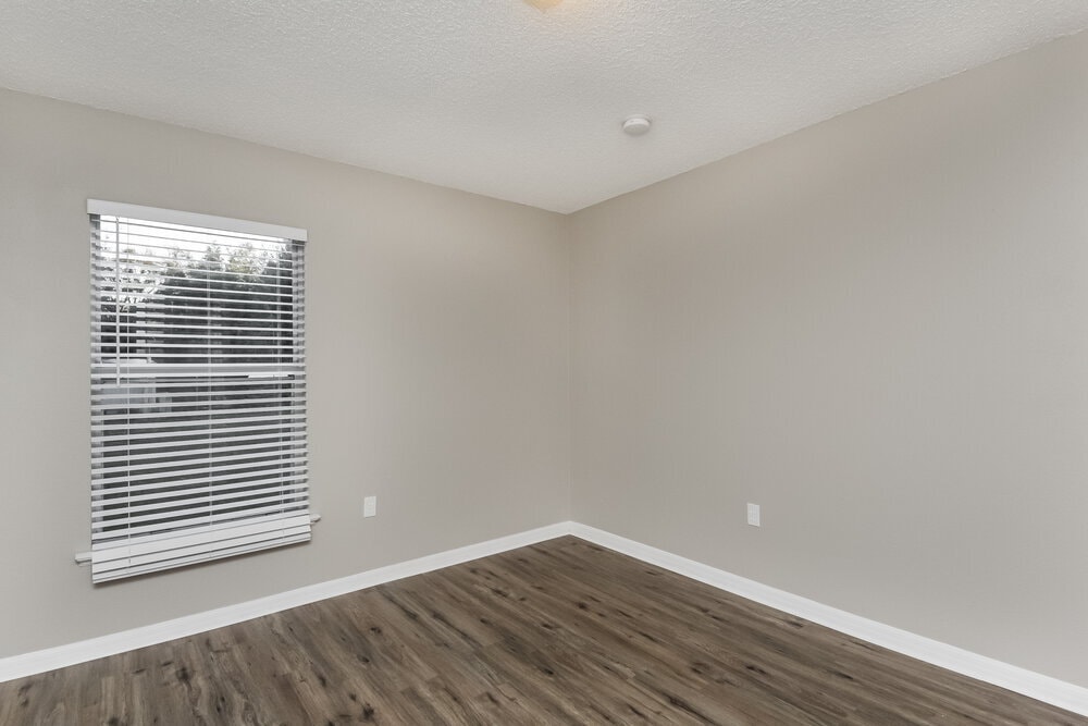 Building Photo - 859 Jarnac Dr