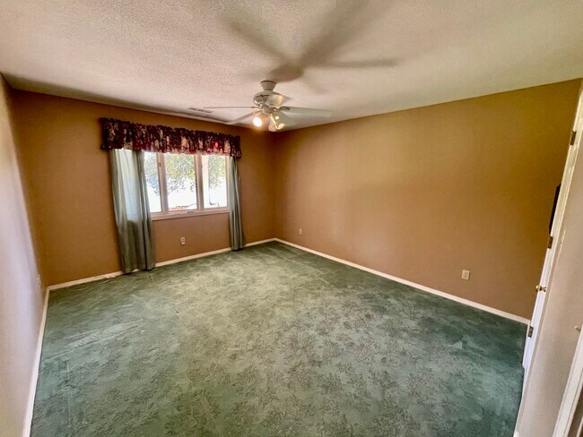 Building Photo - 209 Bokoshe Cir