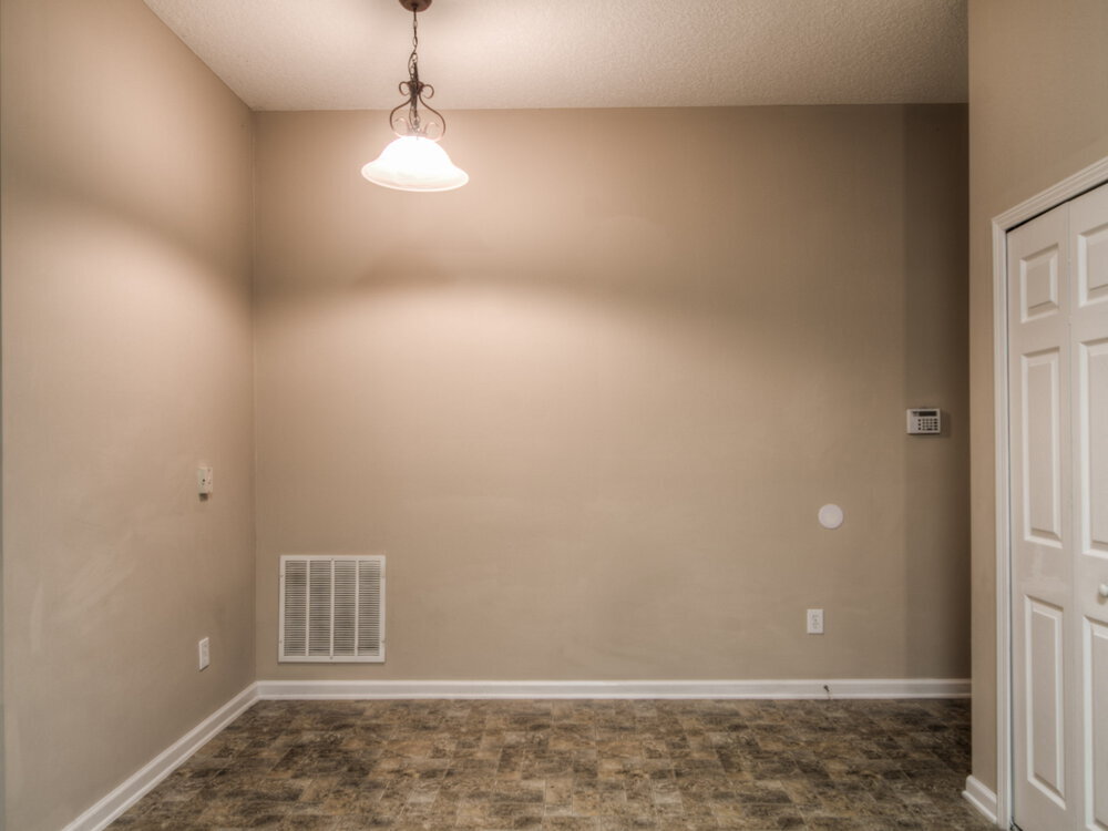Building Photo - 13904 Fish Eagle Dr E