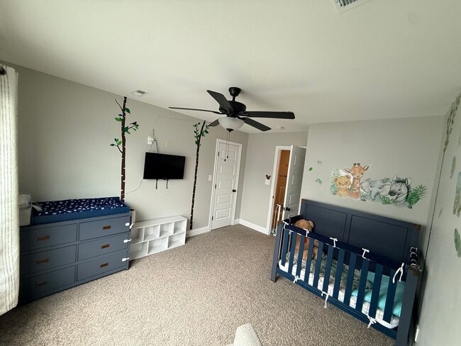 Building Photo - 221 Sherlock Dr