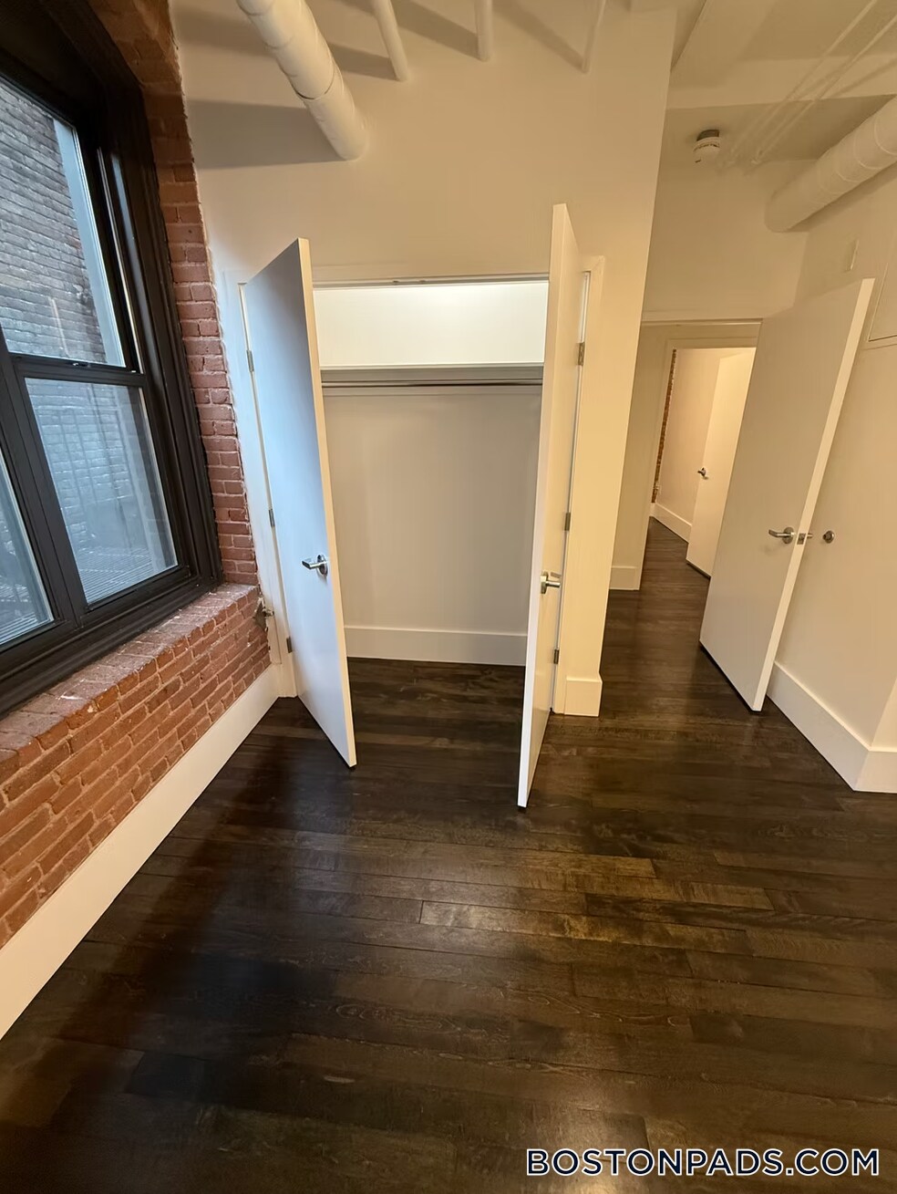 Building Photo - 190 High St