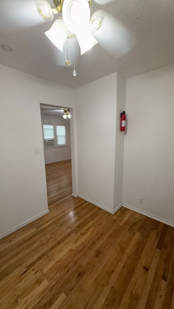 Building Photo - 1521 Gold Ave SE