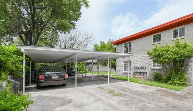 Building Photo - 3300 Tom Green St
