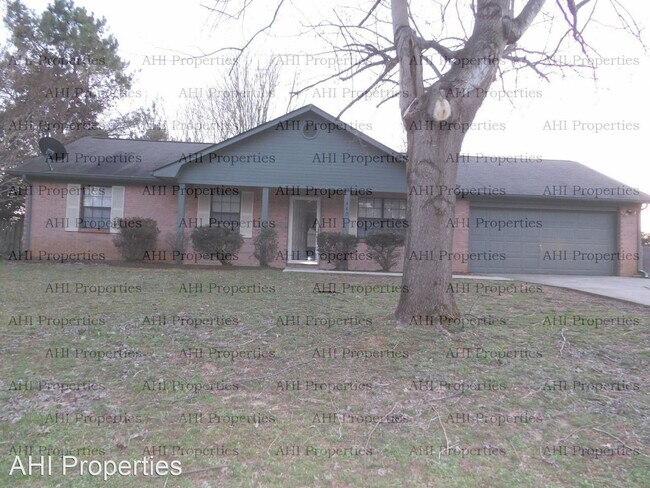 Primary Photo - 3 br, 2 bath House - 440 Little Lones Rd