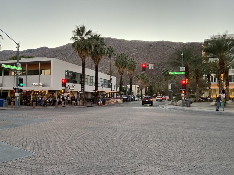 Building Photo - 9645 Spyglass Ave