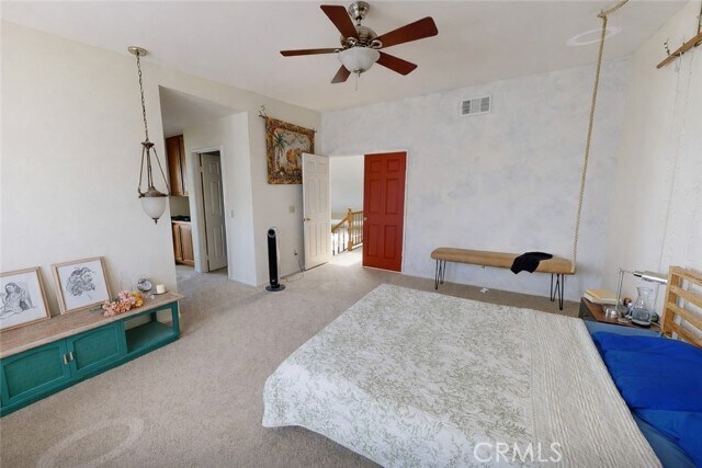 Building Photo - 5637 Redwood Ave