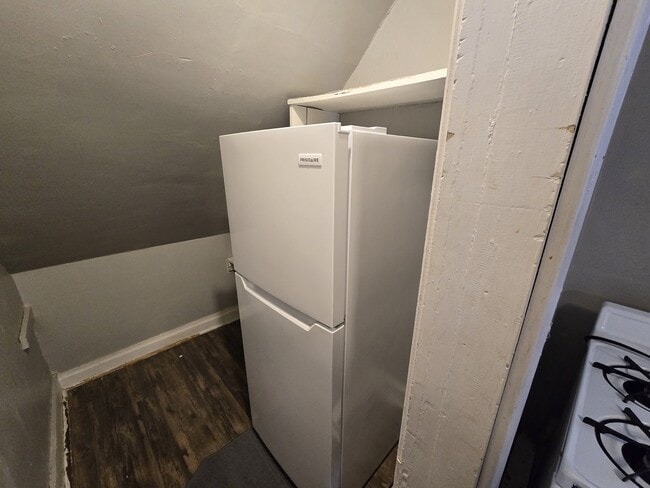 Building Photo - 102 South St