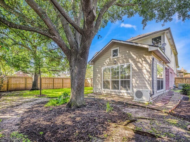 Building Photo - 1827 Senca Springs Ct