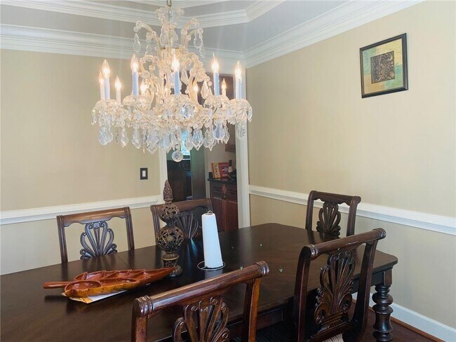 Building Photo - 720 Creek Wind Ct