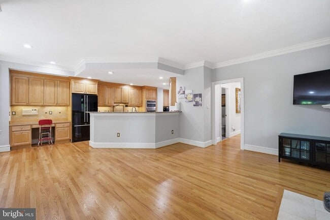 Building Photo - 2026 Mayfair McLean Ct