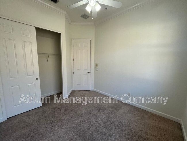 Building Photo - 1146 Bolton Pl