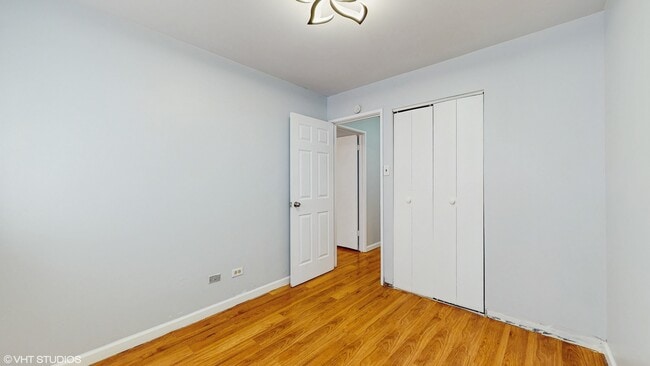 Building Photo - 1317 Mackinaw Ave