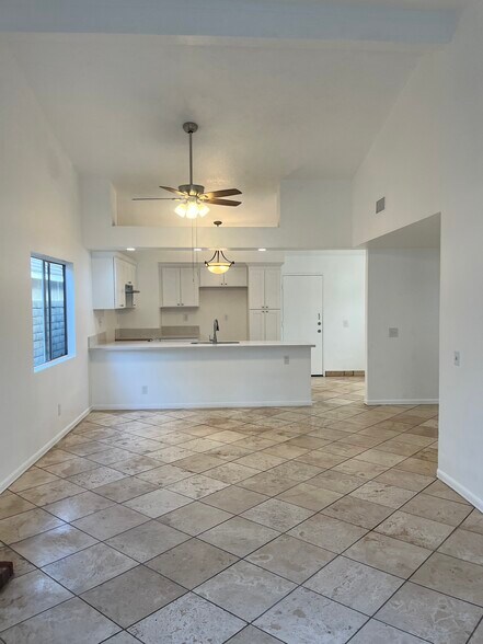 Building Photo - 9531 Montana Calva Cir