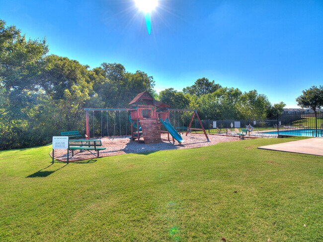 Building Photo - 3813 Normandy Rd