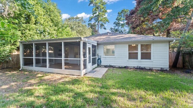 Building Photo - 111 N Misty Dawn Dr
