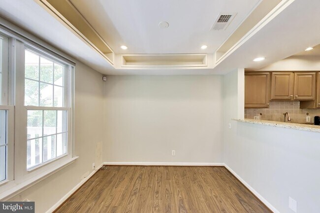 Building Photo - 10821 Hampton Mill Terrace