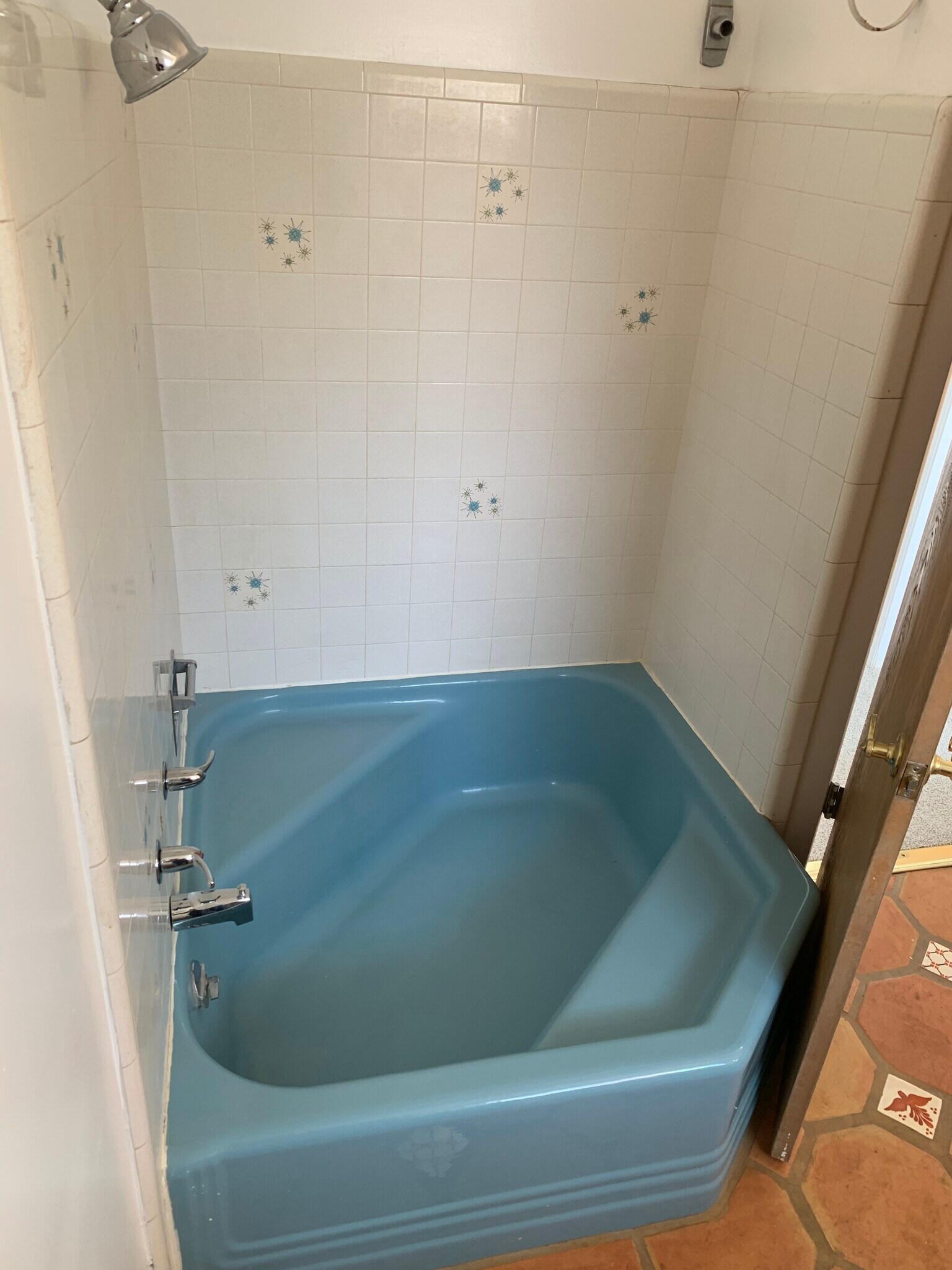 Upstairs Bath - 10458 Pearson Pl