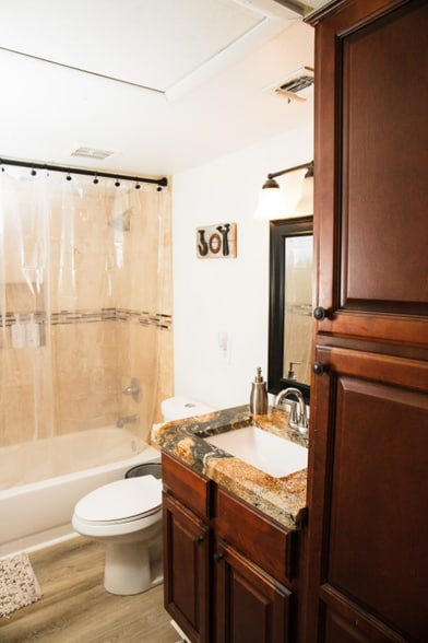 Building Photo - 7950 E Starlight Way