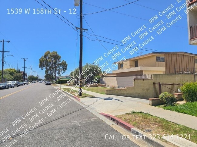 Building Photo - 1539 W 158th St