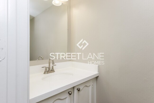 Building Photo - 371 S. Comanche Dr.