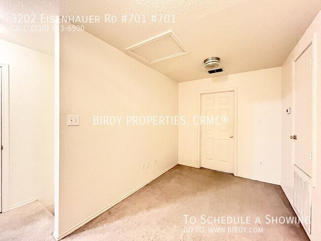 Building Photo - 3202 Eisenhauer Rd