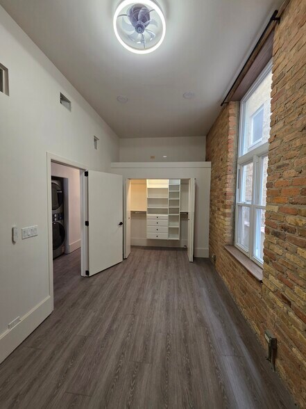Bedroom 1 - 1549 N Milwaukee Ave