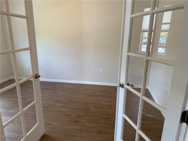 Building Photo - 1273 Enbrook Lp