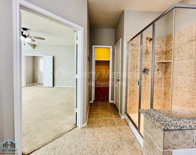 Building Photo - 12852 Laurel Brush