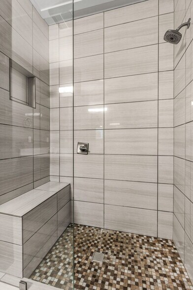 Building Photo - 901 9th St