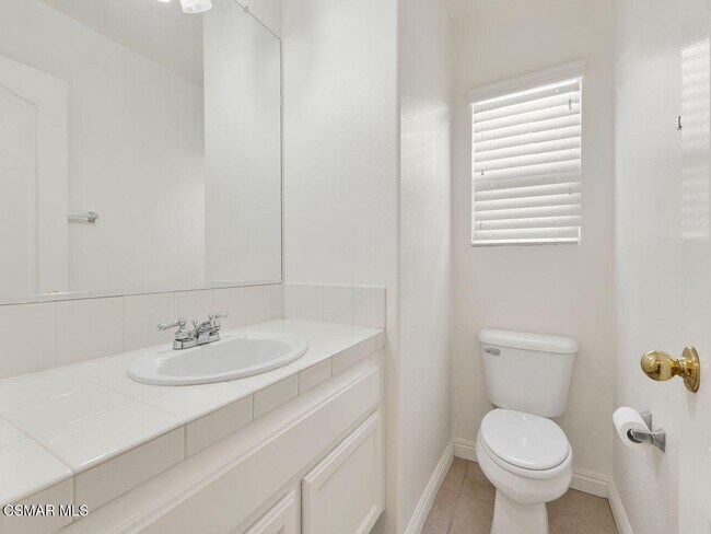 Building Photo - 3865 Angeline St