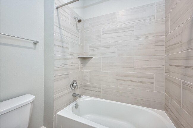 Building Photo - 17026 Canosa Dr