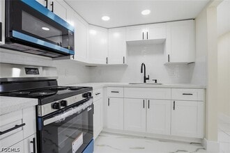 Building Photo - 3704 Broadway