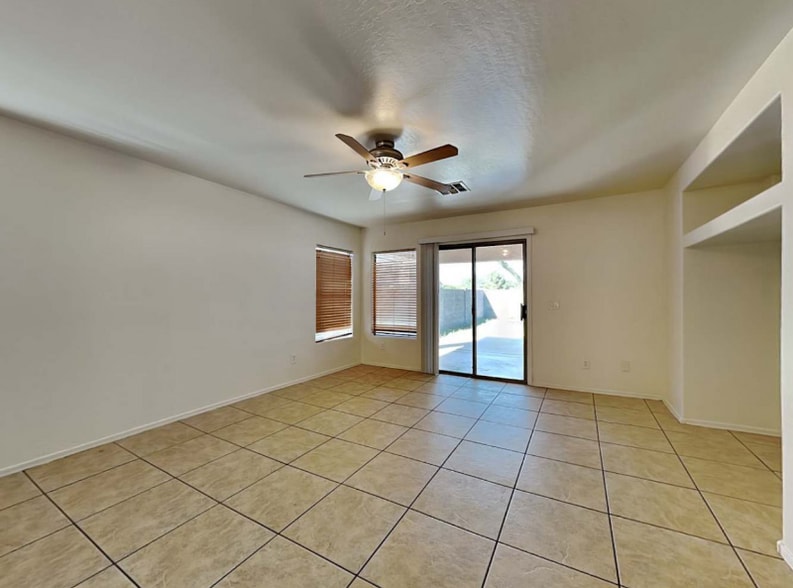 Building Photo - 1603 W Alta Vista Rd