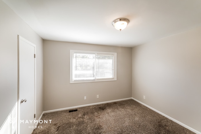 Building Photo - 3624 Springhill Dr