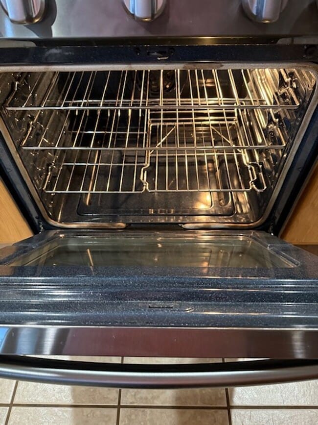 Building Photo - Close to Holloman AFB