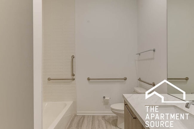 Building Photo - 2550 S Wabash Ave