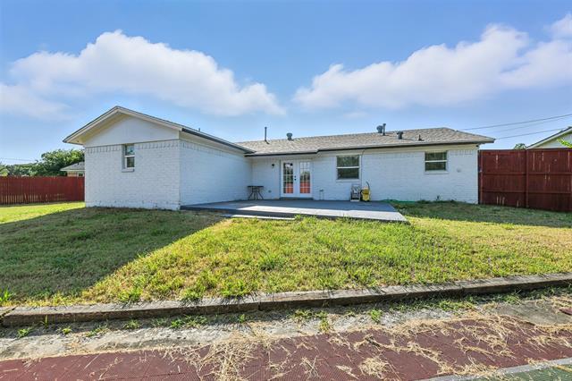 Building Photo - 2109 Jeannette Ct
