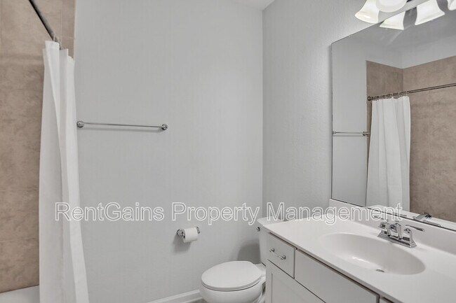 Building Photo - 133 Leeward Island Dr